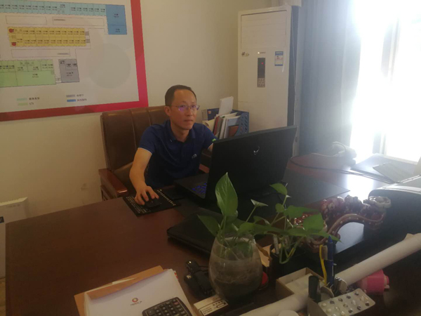 副会长：陈晶晶