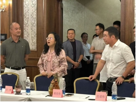 泰安市福建商会中亚考察学习：深化国际合作 共谋发展新篇